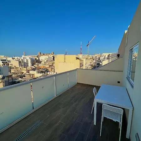 Luxury Penthouse Pietà